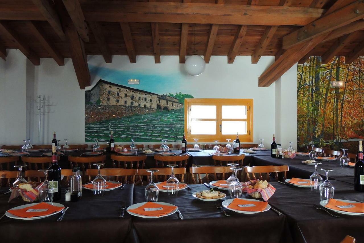 וייוסלאדה דה קמרוס Posada Hoyos De Iregua מראה חיצוני תמונה
